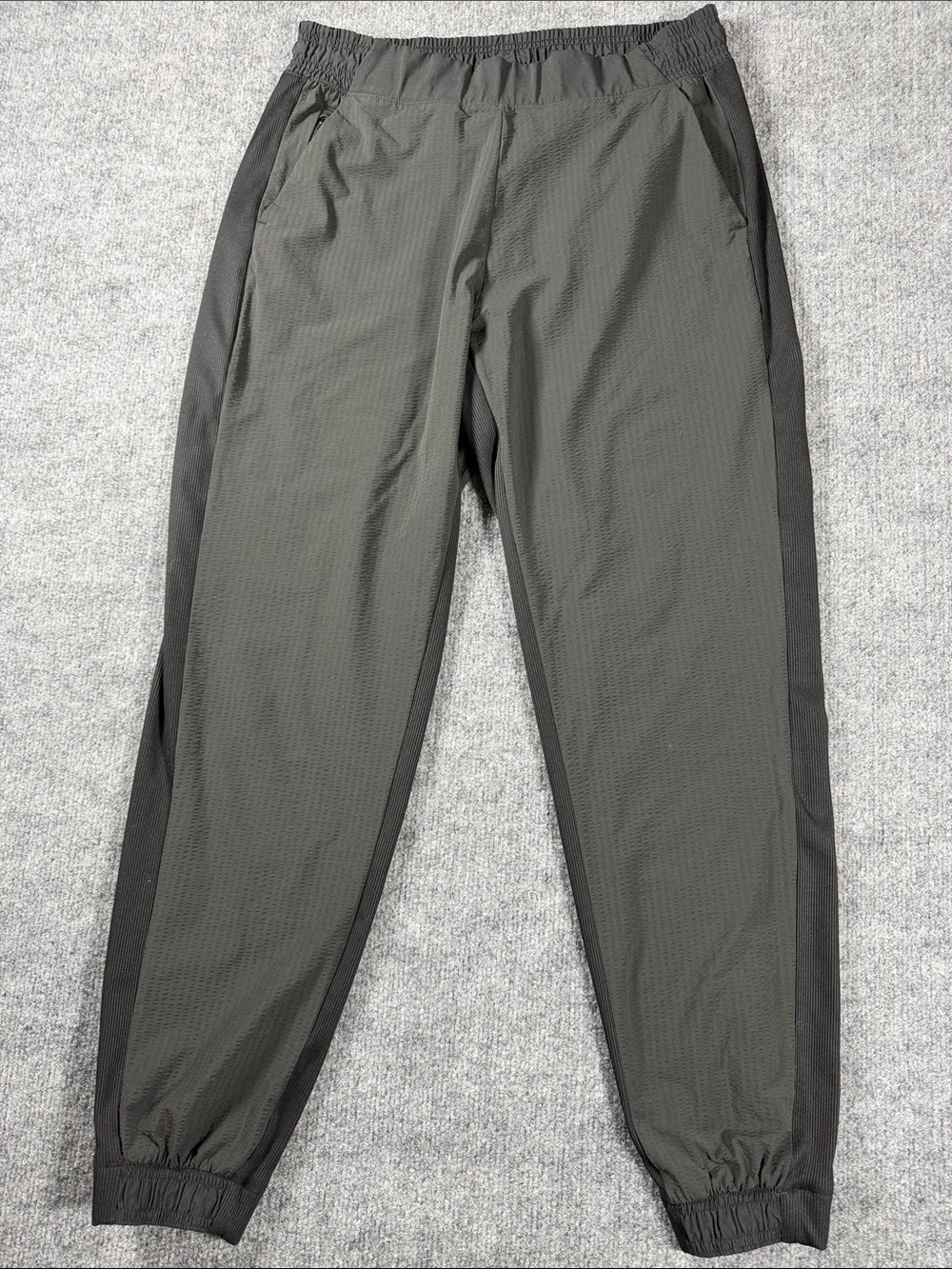 Athleta Women’s Textured Brooklyn Jogger Athletic Pants